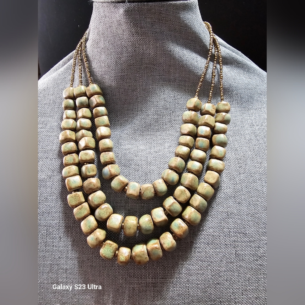 Gorgeous glass beads 18inch, 19, and 20-inch necklace.